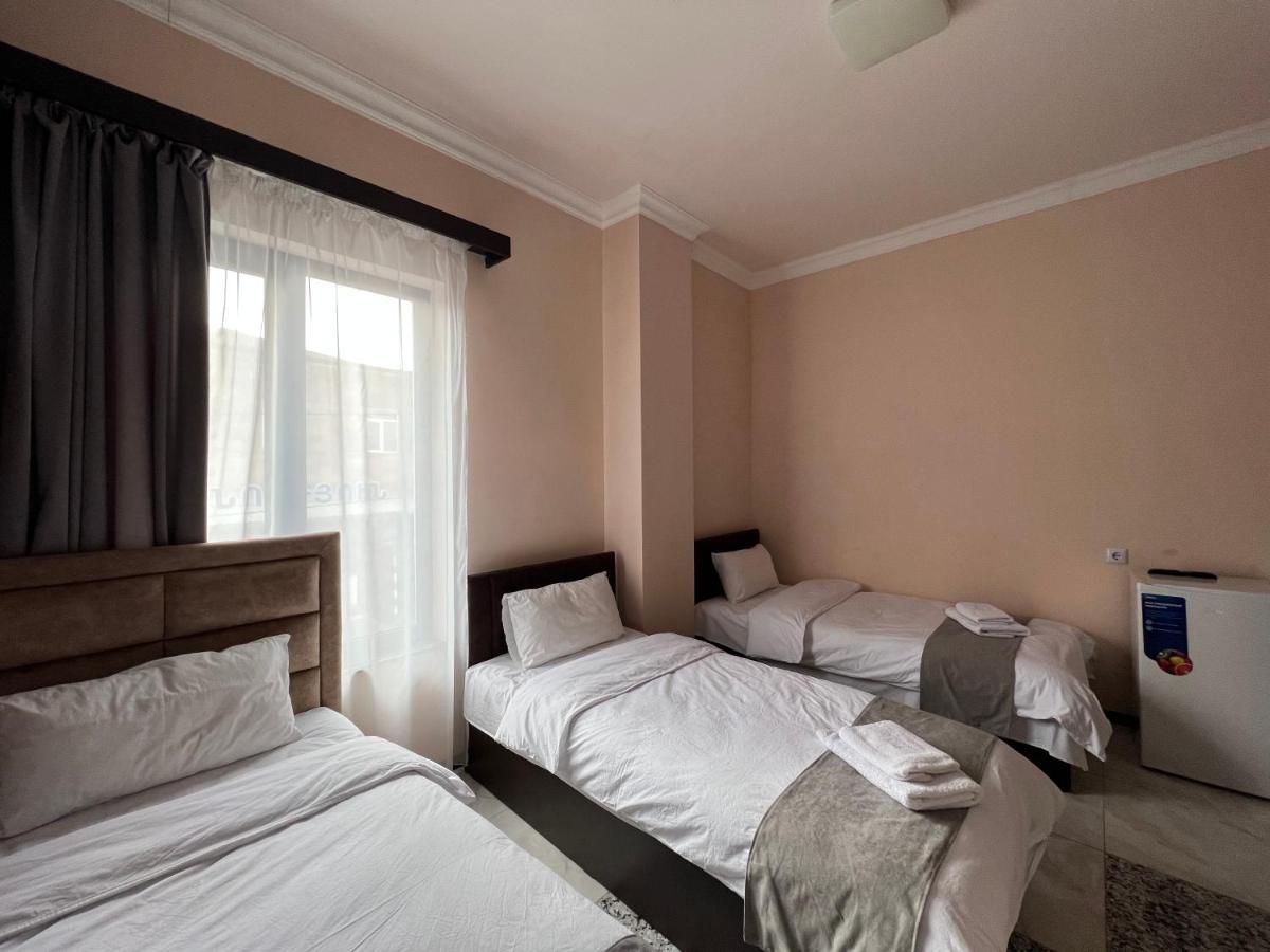 יירבאן Rp Hotel מראה חיצוני תמונה