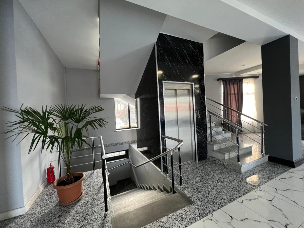 יירבאן Rp Hotel מראה חיצוני תמונה