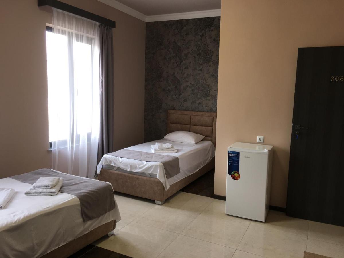יירבאן Rp Hotel מראה חיצוני תמונה