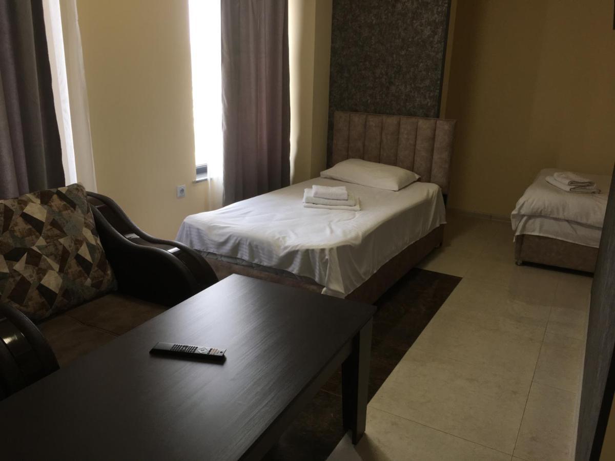 יירבאן Rp Hotel מראה חיצוני תמונה
