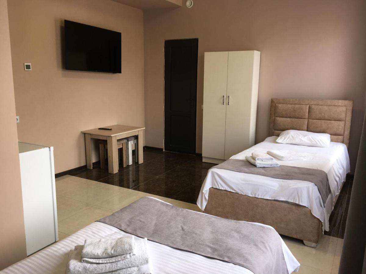 יירבאן Rp Hotel מראה חיצוני תמונה